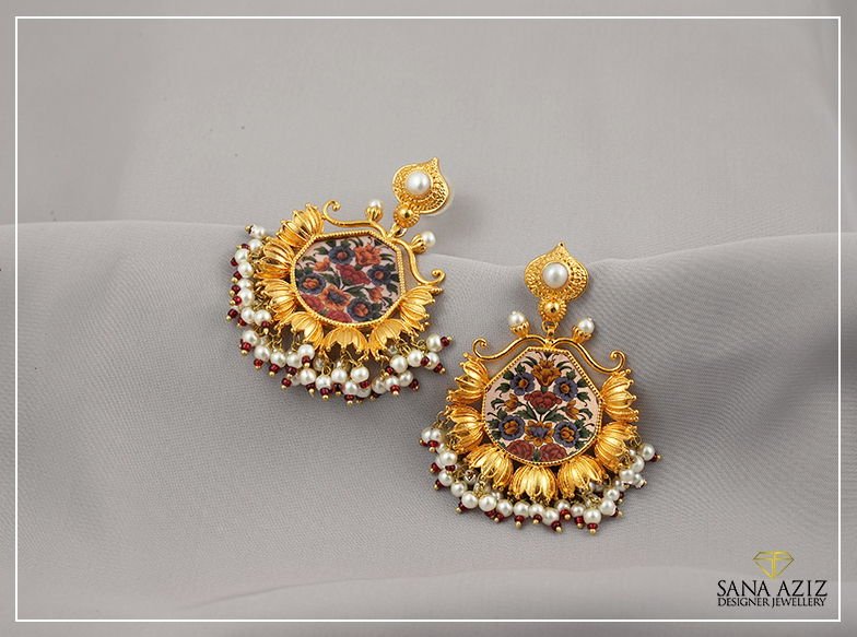 Arabesque Chaand Baaliyan with Pearls, from the Arabesque collection.