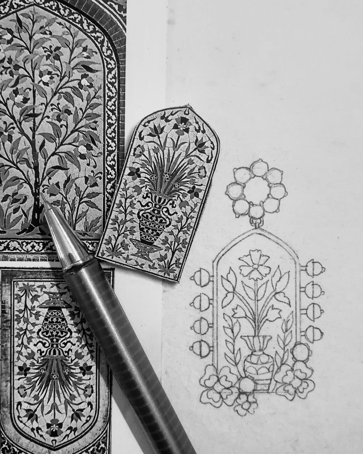 Jewellery design study in pencil and pen on paper, drawing 44.