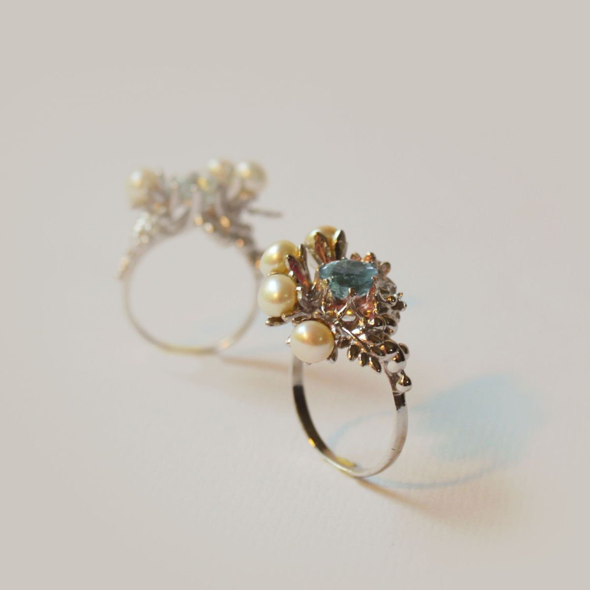 Lei Rings with Zircons and Pearls, from the Lei collection.