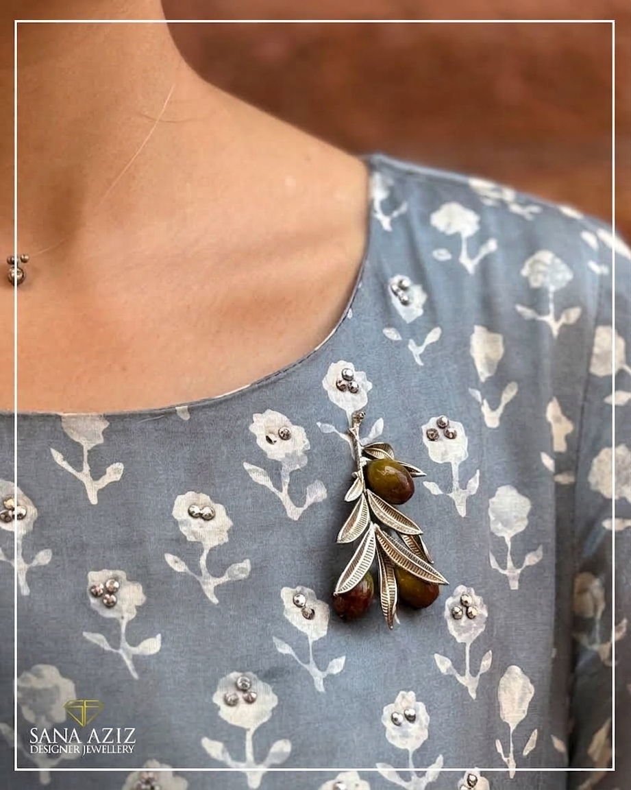 Olive Branch, Brooch, from the The Olive Branch collection.